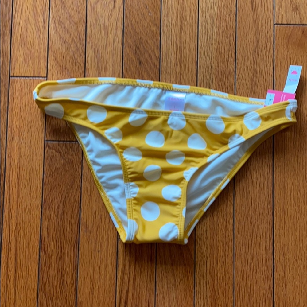 Xhilaration cheeky bottoms